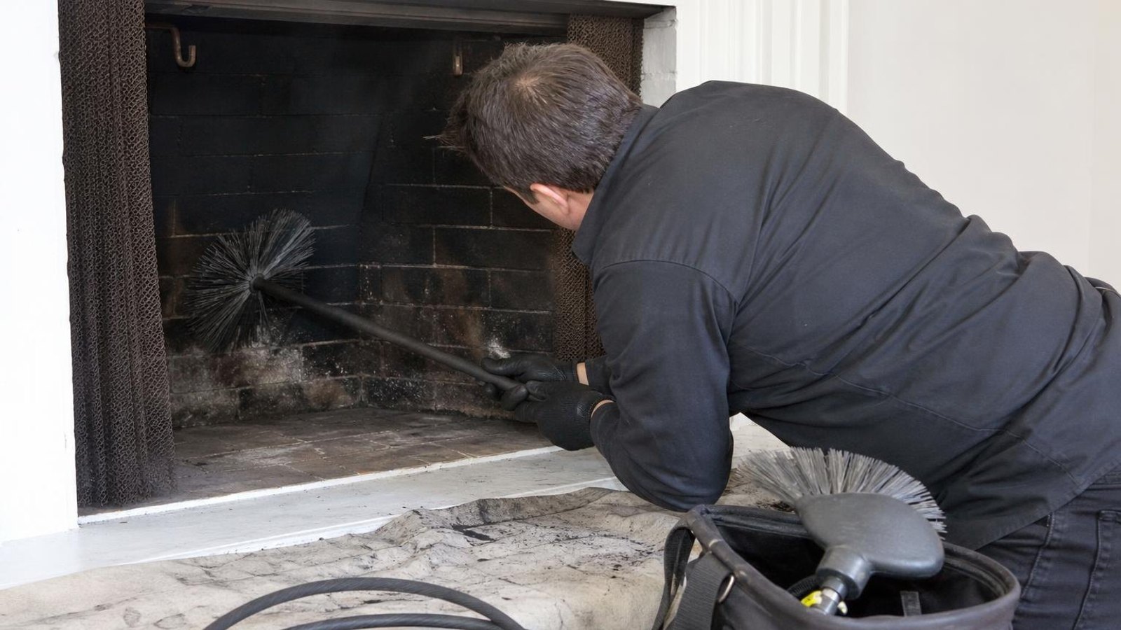 Local chimney sweep & inspection for Hyattsville homes